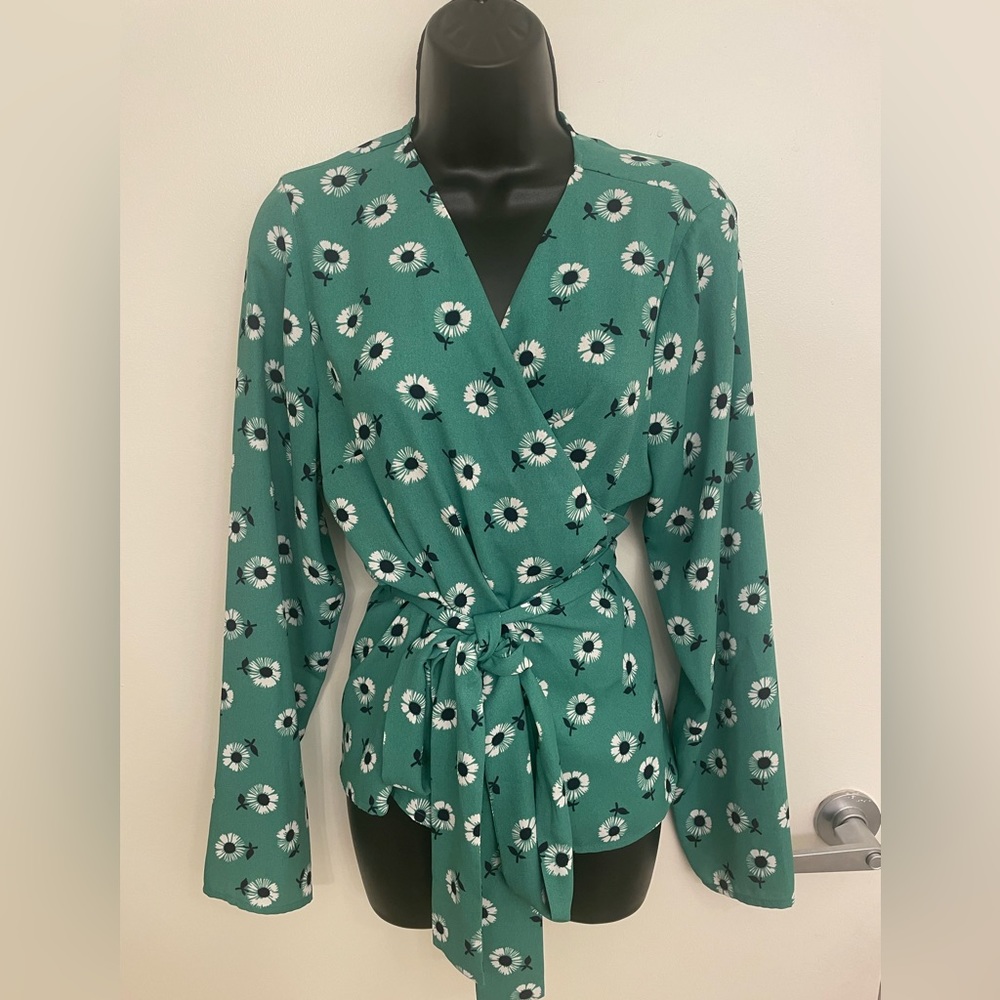 Halogen Wrap Top
